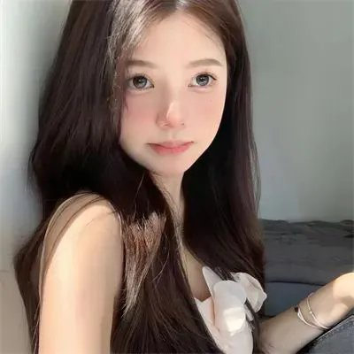 悄悄跟着我